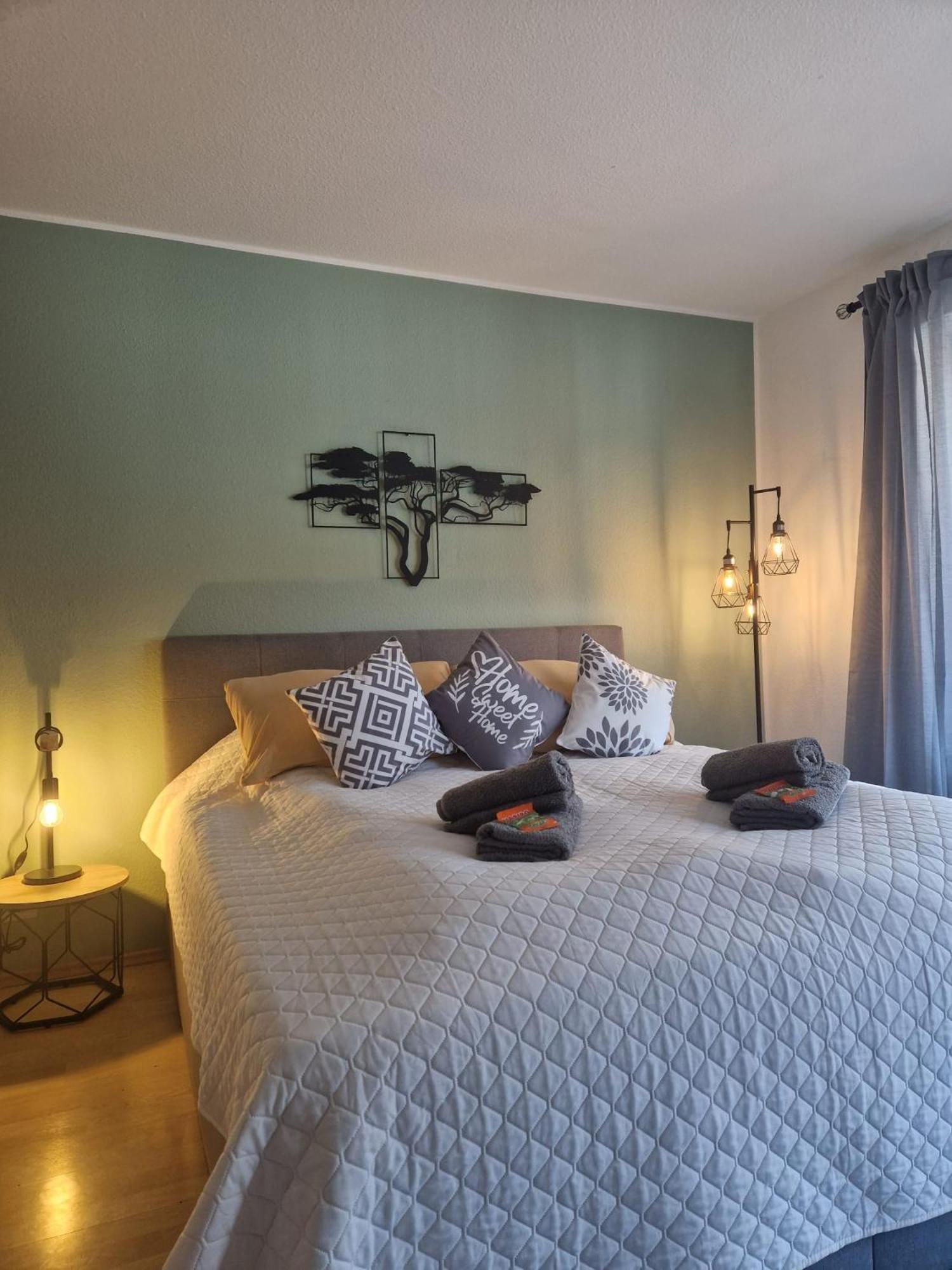 Dehome - Enjoy - Stay By Central Station Koblenz  Eksteriør billede